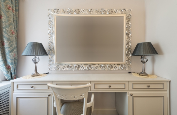 Dressing Table Manufacturer and Supplier Jail Road